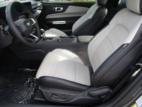 2026 Ford Mustang — image 6