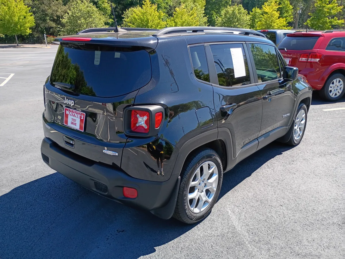 2018 Jeep Renegade — image 3