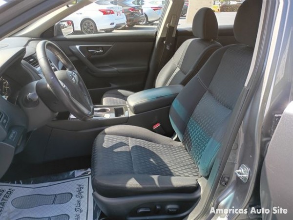 2018 Nissan Altima — image 6
