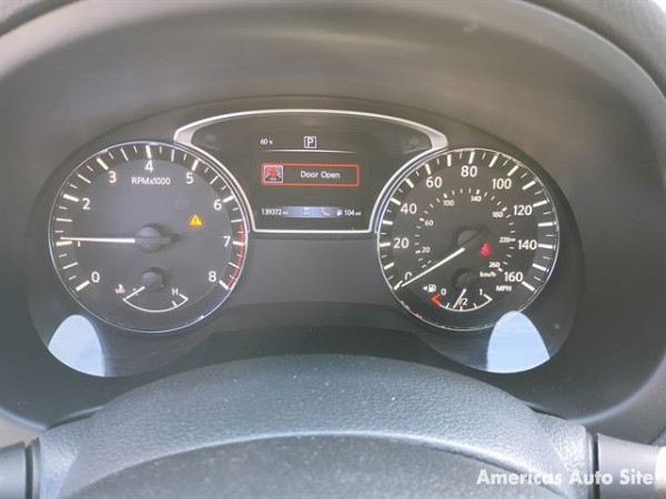 2018 Nissan Altima — image 7