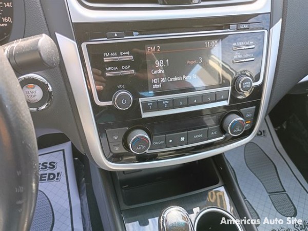2018 Nissan Altima — image 8