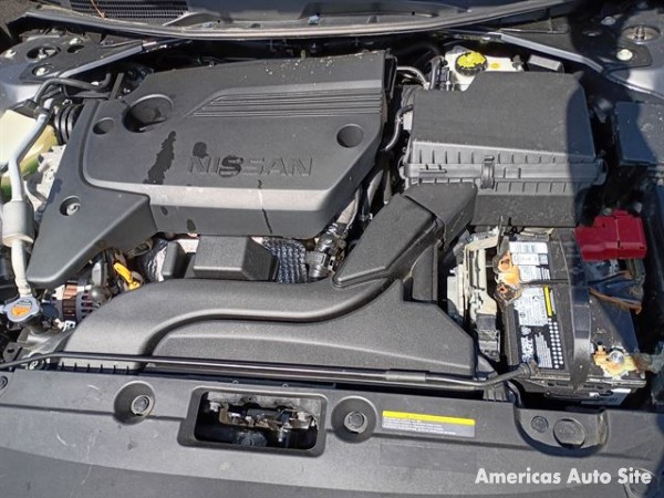2018 Nissan Altima — image 10