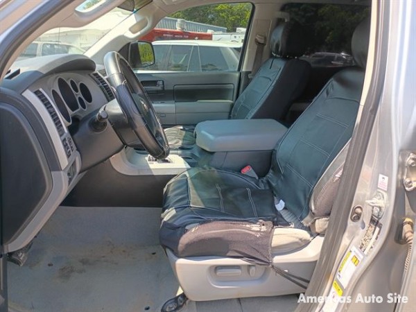 2008 Toyota Tundra — image 7