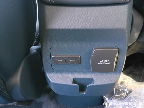 2026 Ford Maverick — image 9