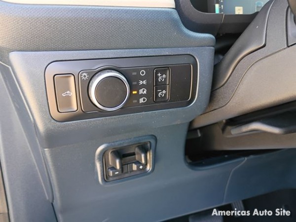 2026 Ford Maverick — image 18