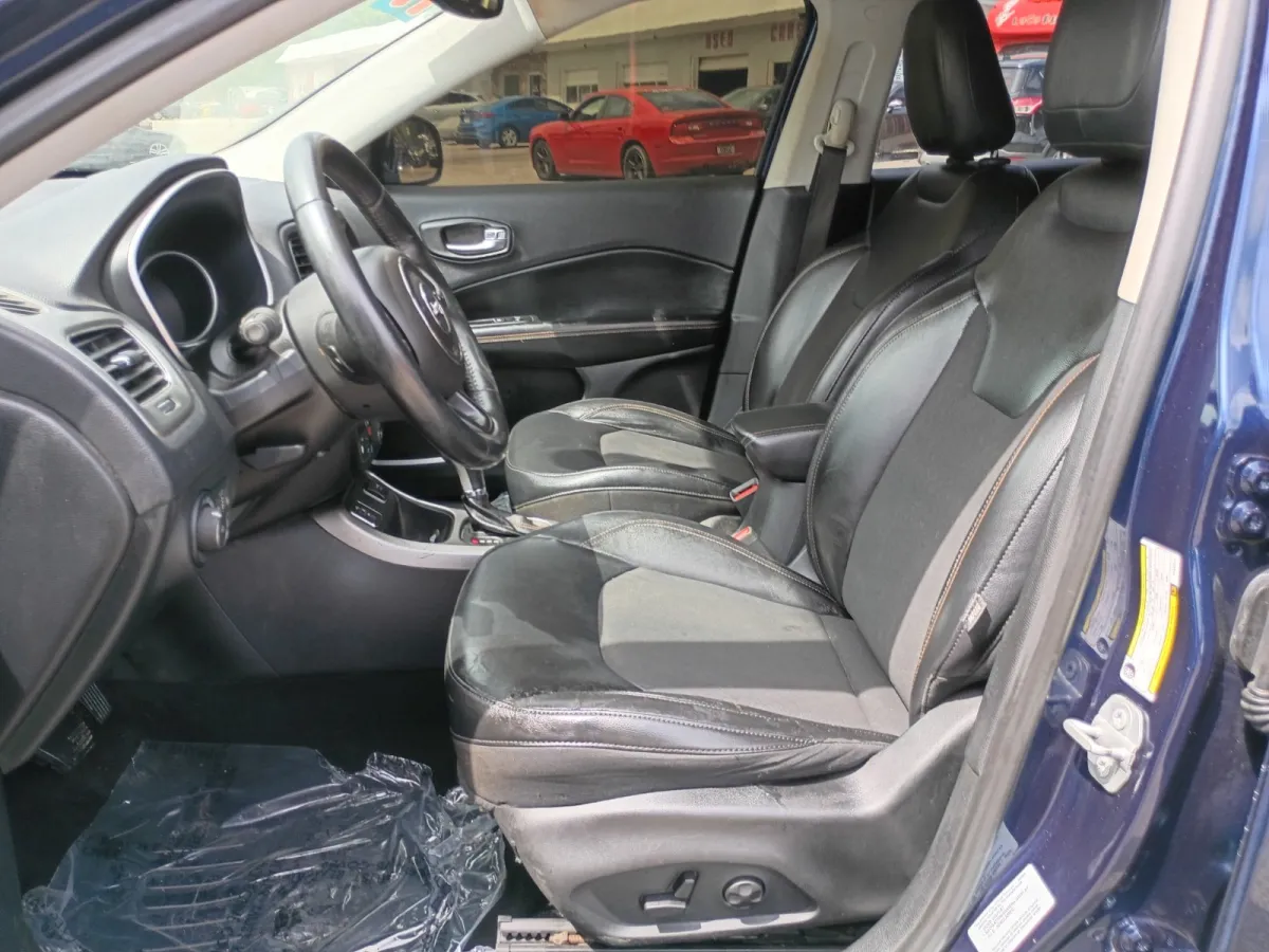 2017 Jeep Compass — image 7