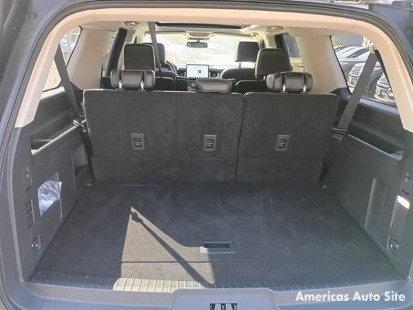 2024 Ford Expedition — image 4
