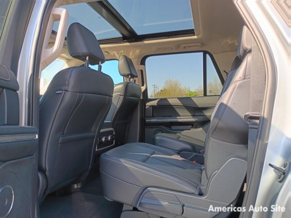 2024 Ford Expedition — image 8