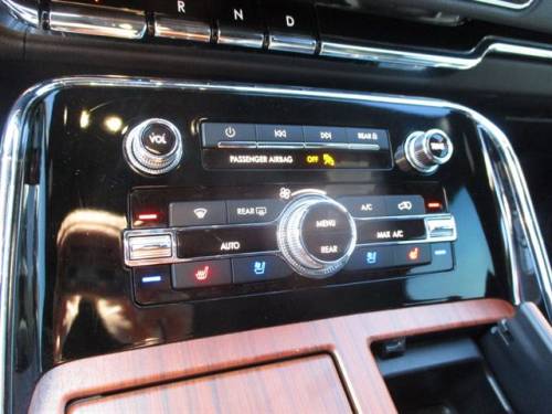 2022 Lincoln Navigator — image 14