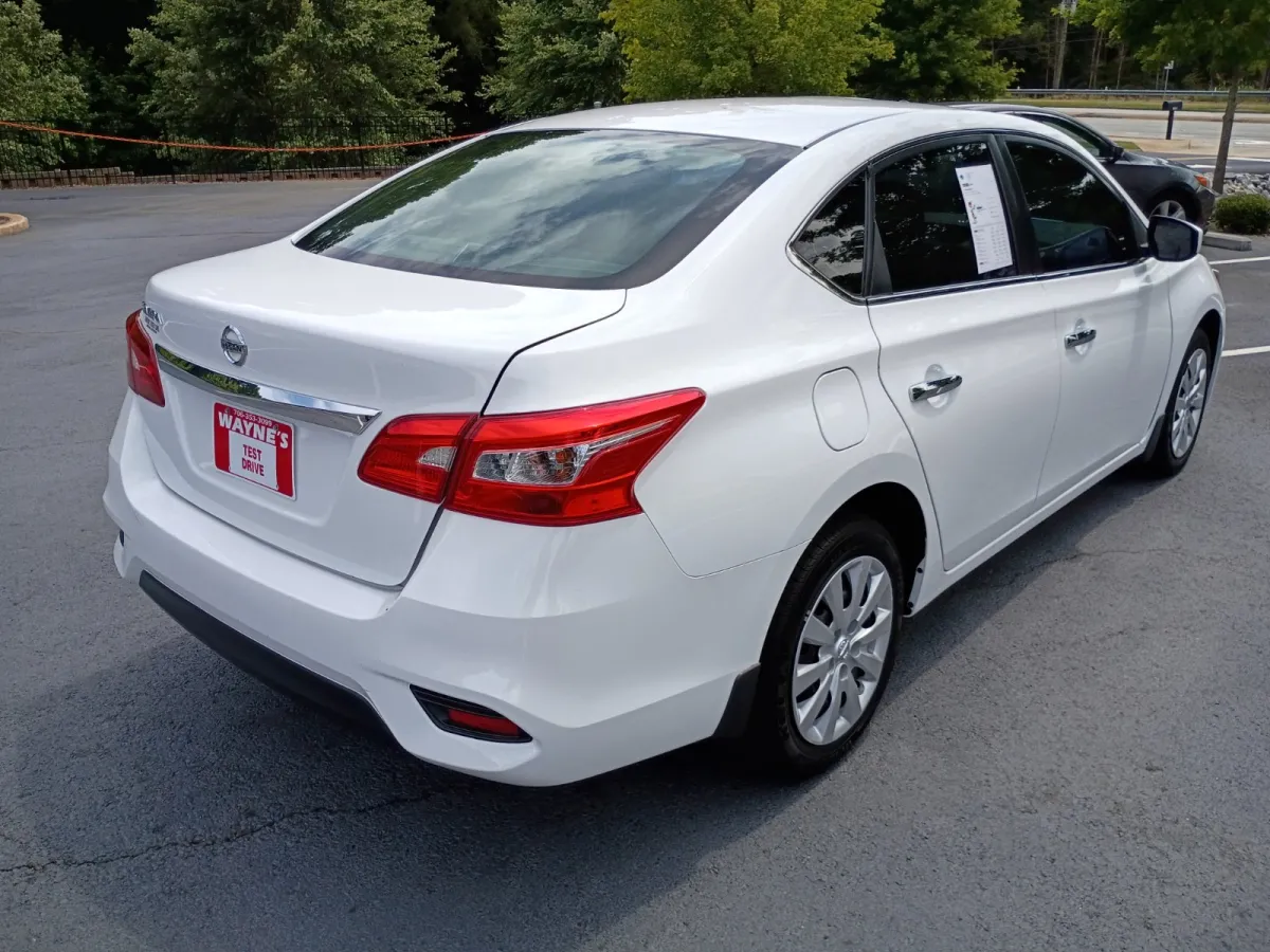2019 Nissan Sentra — image 3
