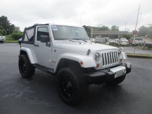 2009 Jeep Wrangler — image 2