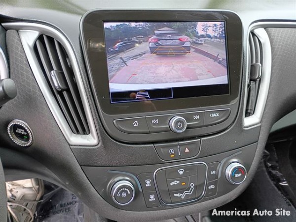 2022 Chevrolet Malibu — image 5