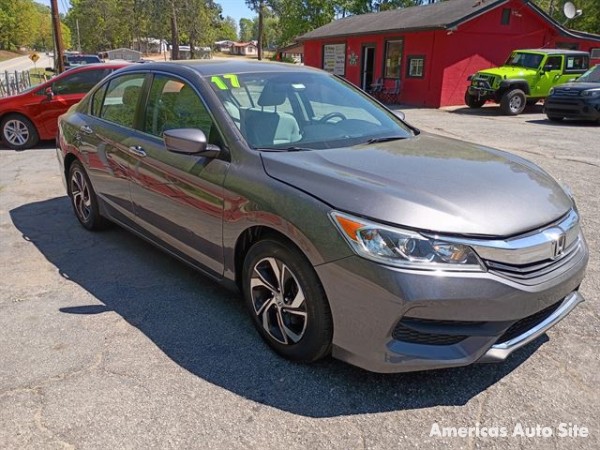 2017 Honda Accord — image 2