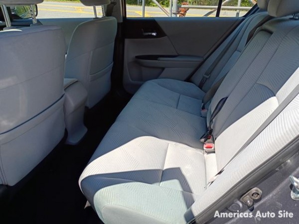 2017 Honda Accord — image 5