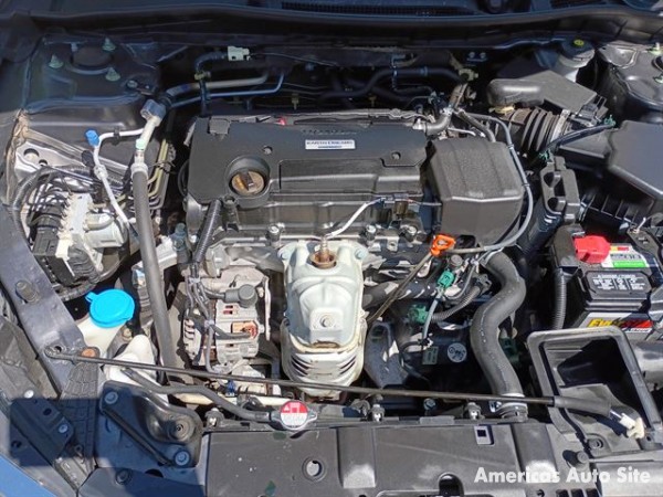 2017 Honda Accord — image 10