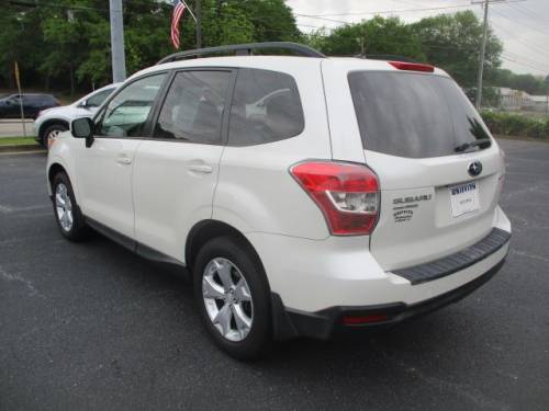2015 Subaru Forester — image 3
