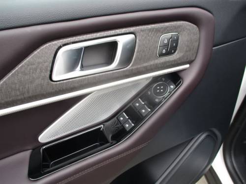 2026 Ford Explorer — image 18