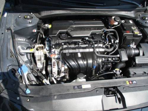 2022 Hyundai Elantra — image 10