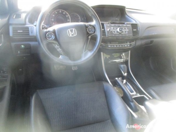 2017 Honda Accord — image 4