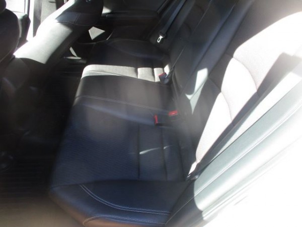 2017 Honda Accord — image 5