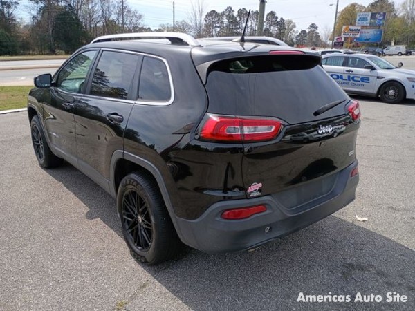 2018 Jeep Grand Cherokee — image 3