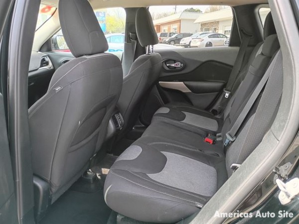 2018 Jeep Grand Cherokee — image 6