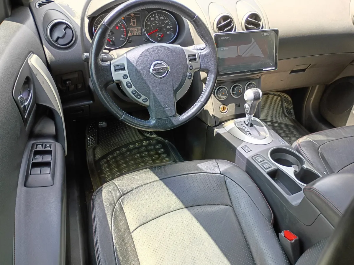 2013 Nissan Rogue — image 5