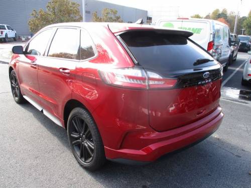2024 Ford Edge — image 3