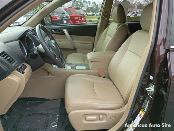 2013 Toyota Highlander — image 7