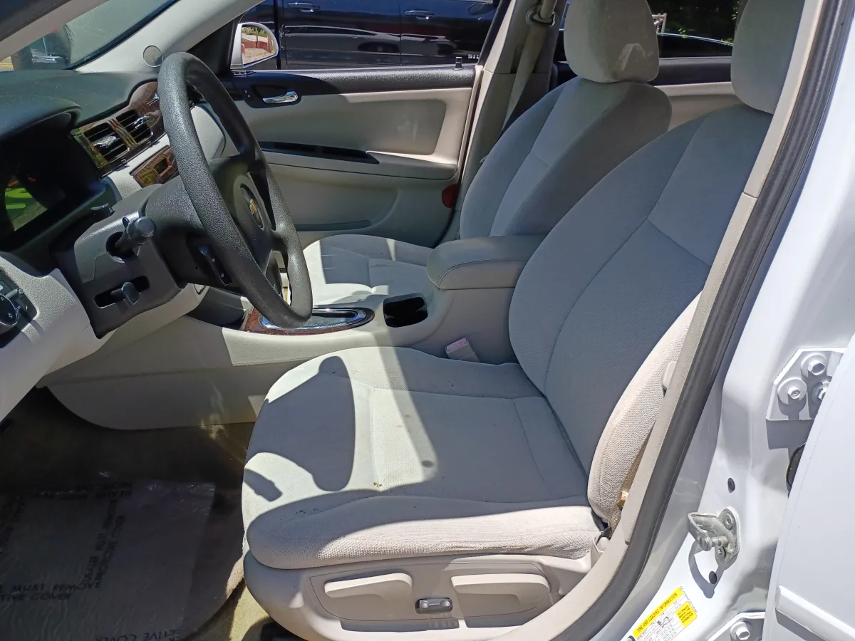 2015 Chevrolet Impala — image 6