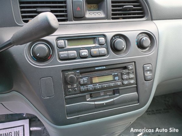2001 Honda Odyssey — image 8