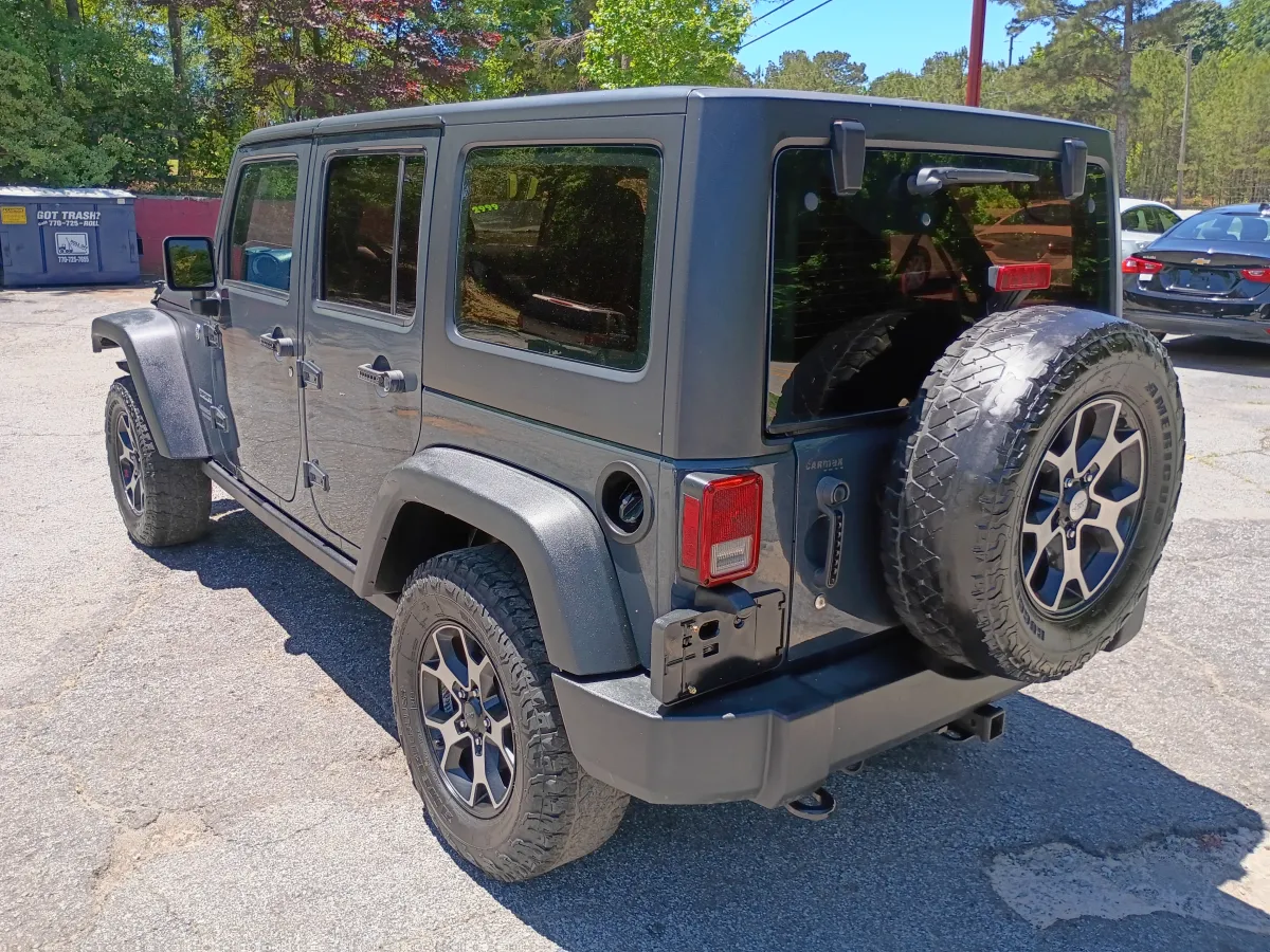2017 Jeep Wrangler — image 3