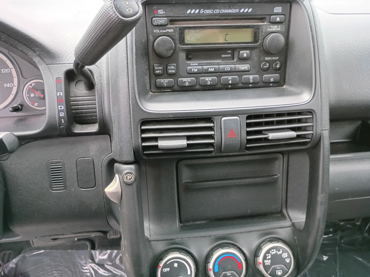 2002 Honda CR-V — image 9