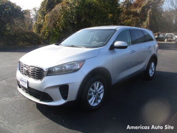 2019 Kia Sorento — image 3
