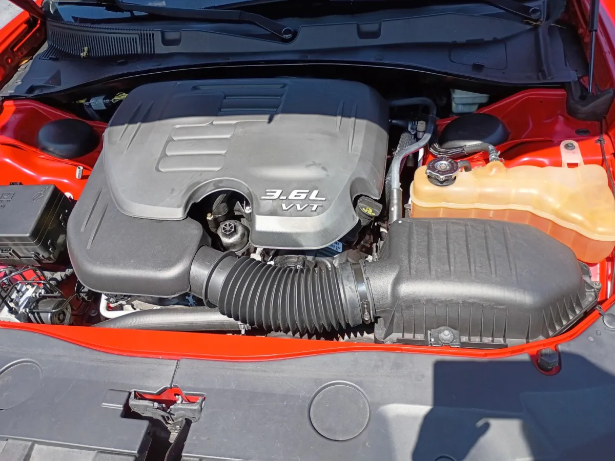 2014 Dodge Charger — image 10