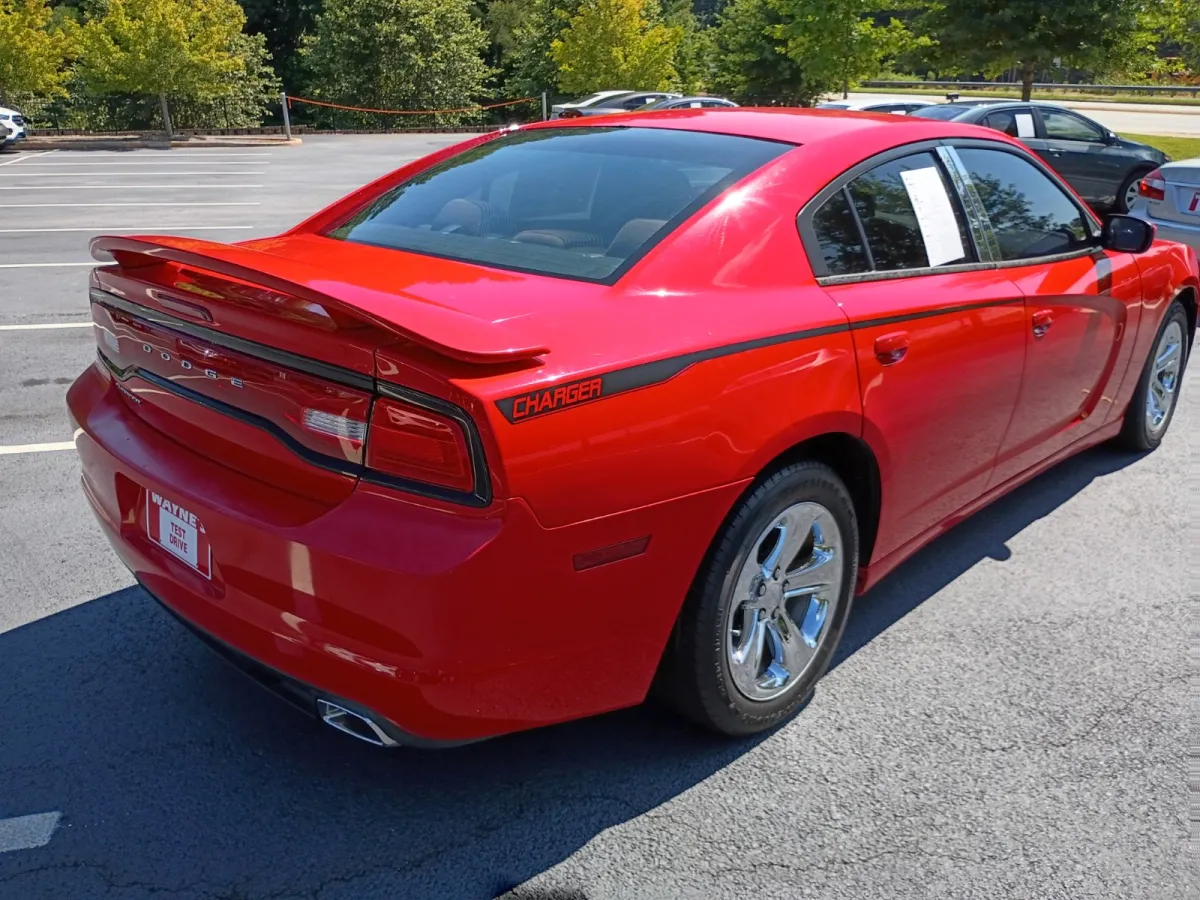 2014 Dodge Charger — image 3