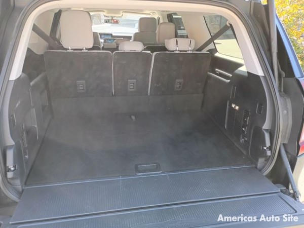 2025 Ford Expedition — image 3