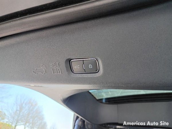 2025 Ford Expedition — image 5