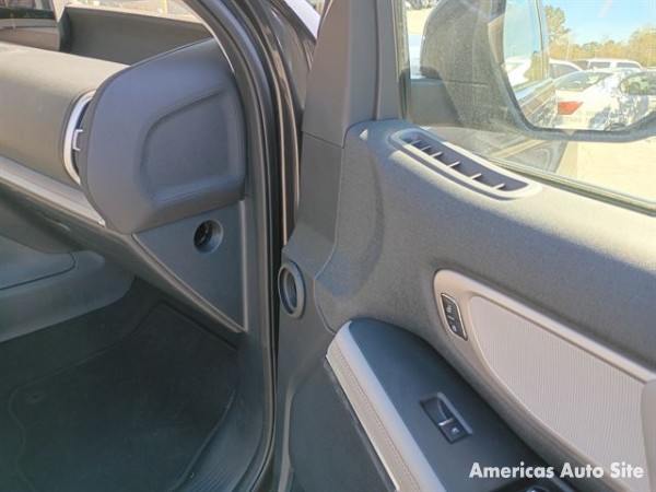 2025 Ford Expedition — image 18