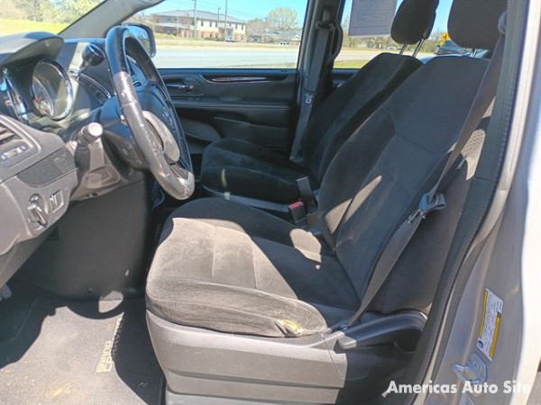 2015 Dodge Grand Caravan — image 6
