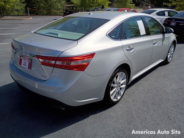 2013 Toyota Avalon — image 3