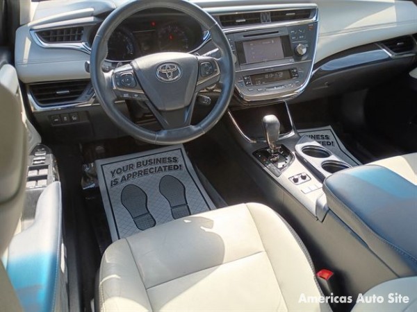 2013 Toyota Avalon — image 4