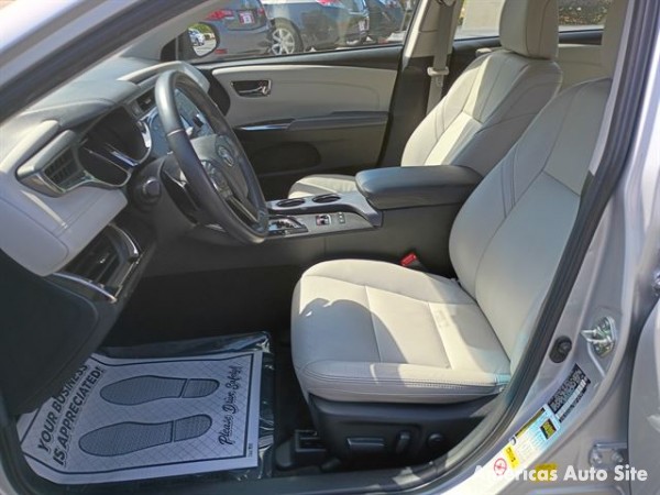 2013 Toyota Avalon — image 6