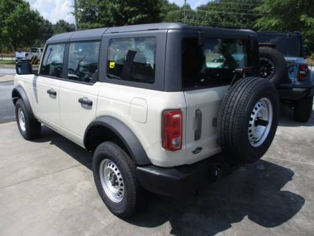 2025 Ford Bronco — image 2