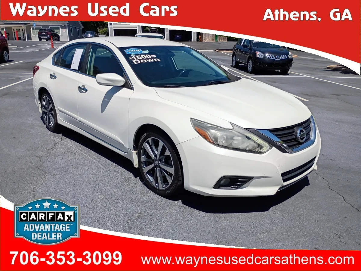 2017 Nissan Altima — image 1