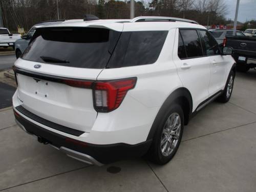 2026 Ford Explorer — image 3