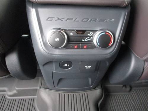 2026 Ford Explorer — image 9