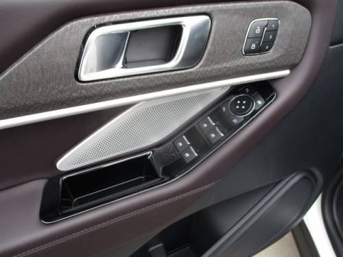 2026 Ford Explorer — image 19