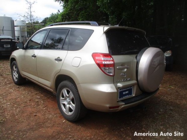 2010 Toyota RAV4 — image 3