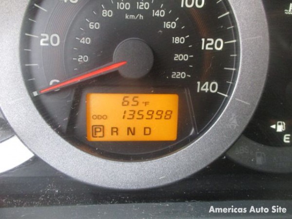 2010 Toyota RAV4 — image 7